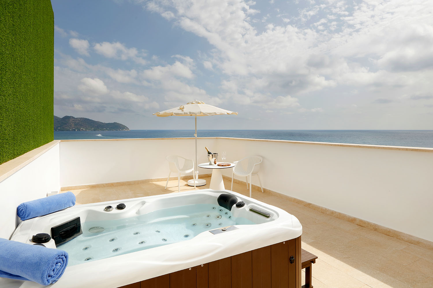 060_alta_CaleiaTalayotSpaHotel Suite Ludica.jpg